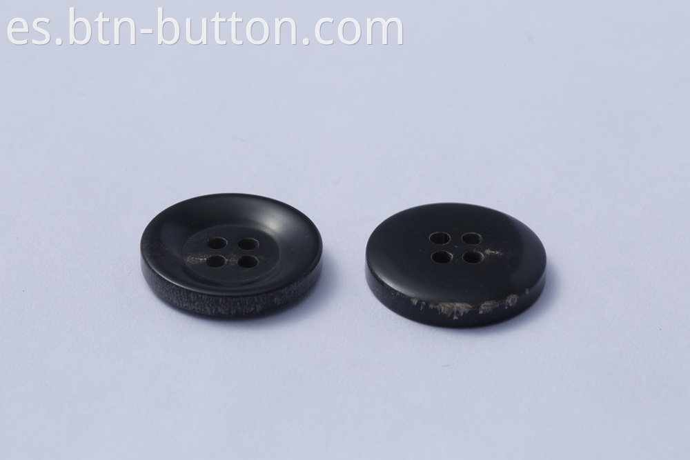 Natural horn buttons for jacket
